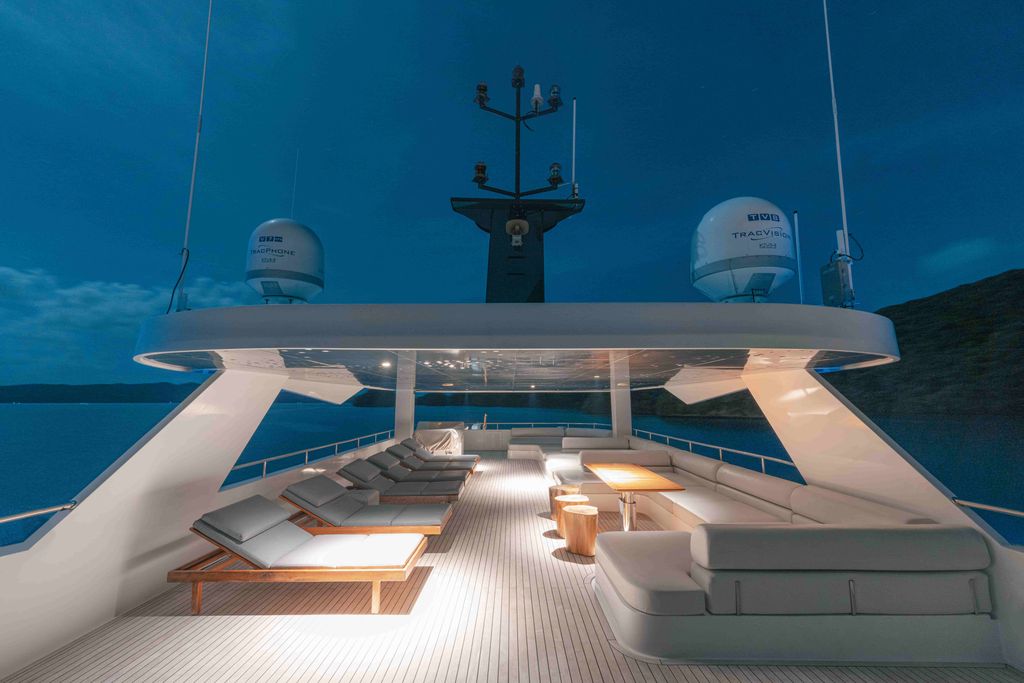 sundeck le soir